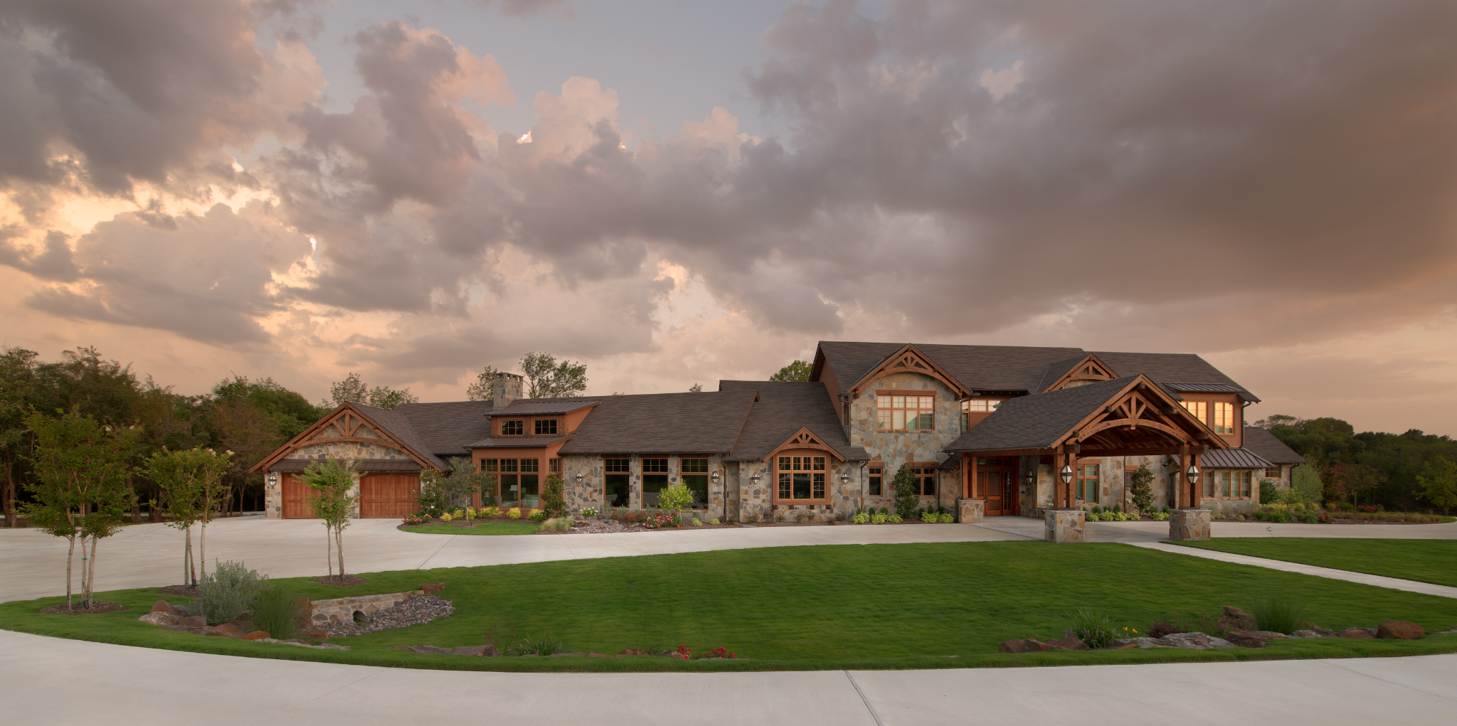 Texas Luxury residence beneath an evening sky